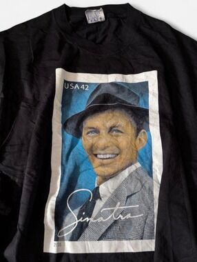 Frank Sinatra USA 42 Stamp Portrait Graphic T-Shirt Black